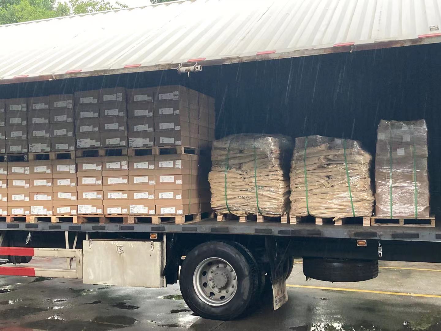 2021-07-27 Loading to Shanghai port to export to USA